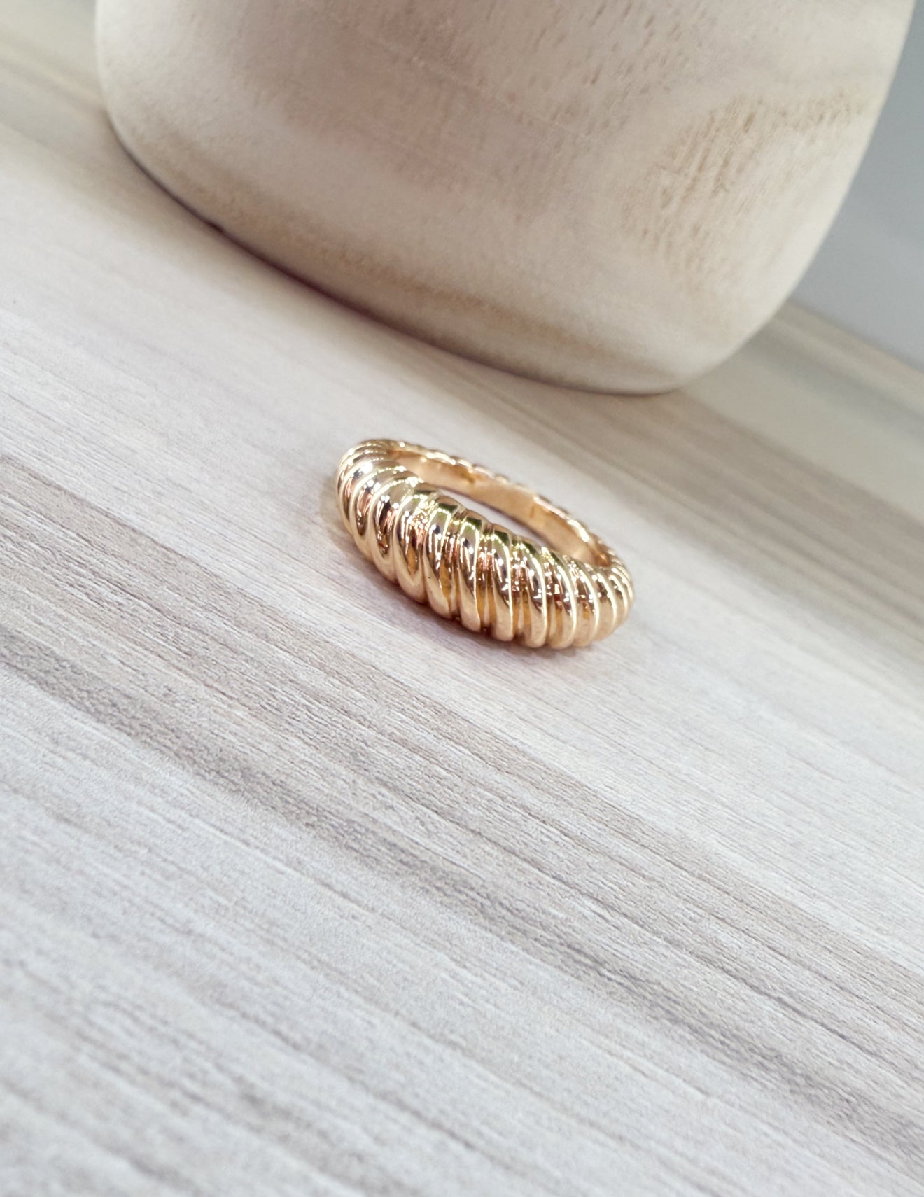 Twist Ring