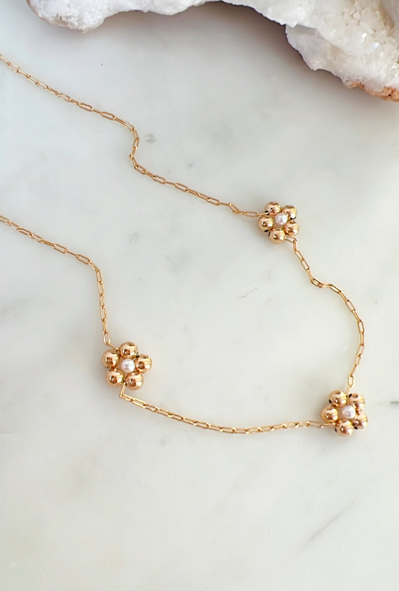 Gold flower pearl
