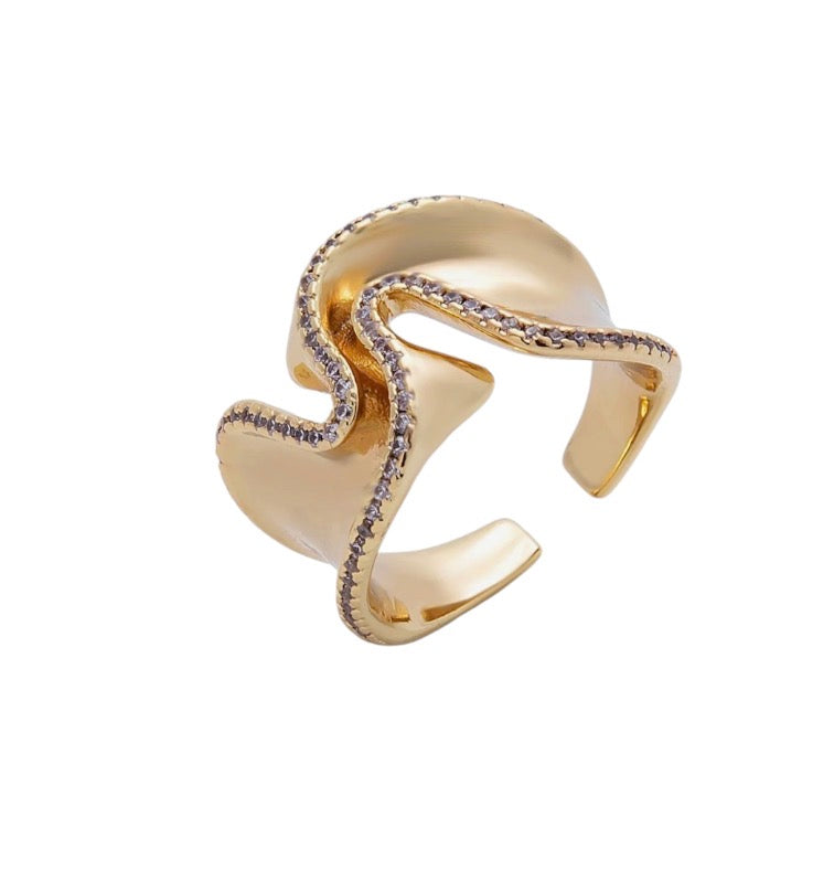Foil Wavy Ring
