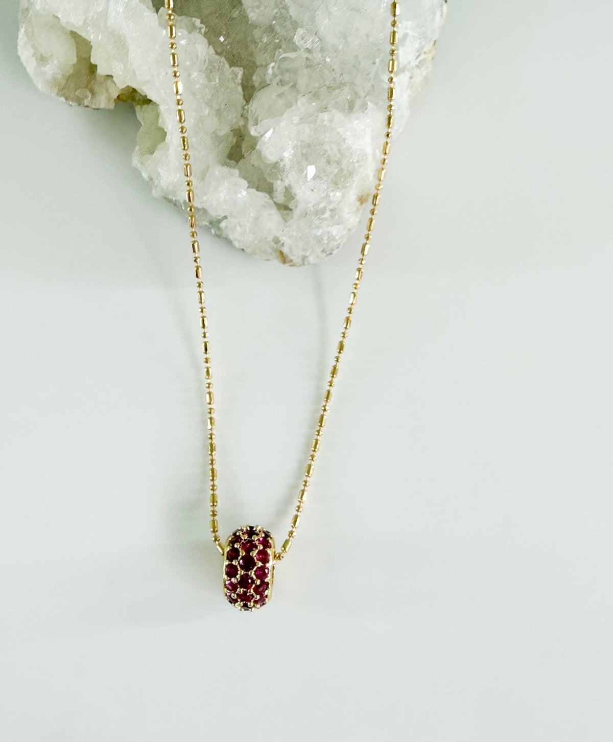 Fucsia Zirconia Round Necklace