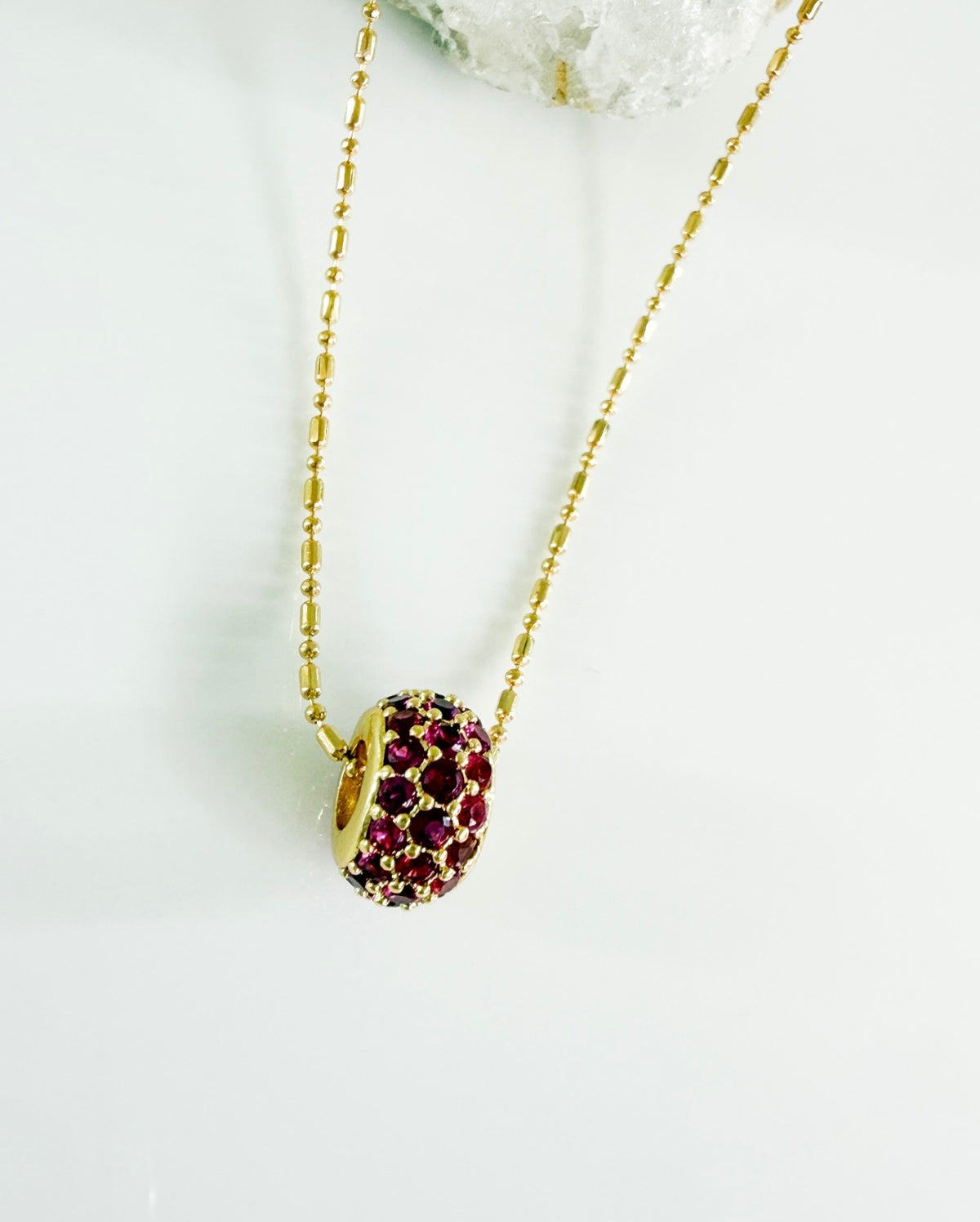 Fucsia Zirconia Round Necklace