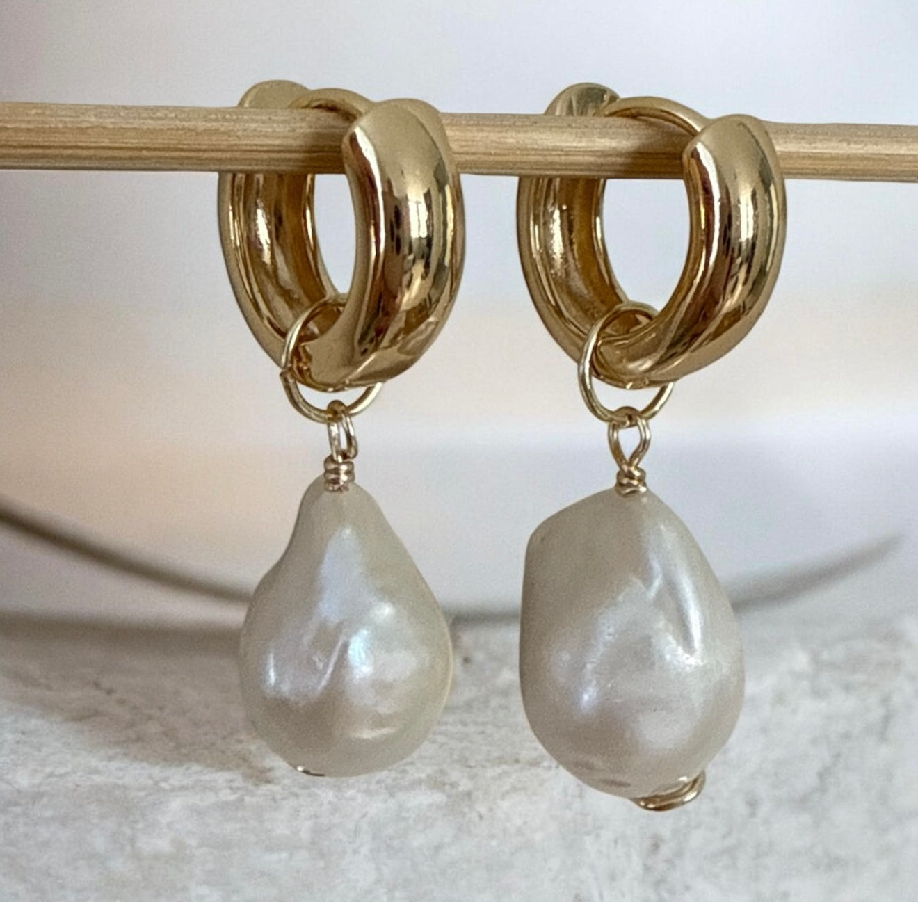 Barroque Pearl Huggies