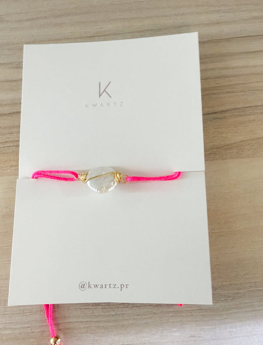 Coin Pearl  Fucsia Bracelet