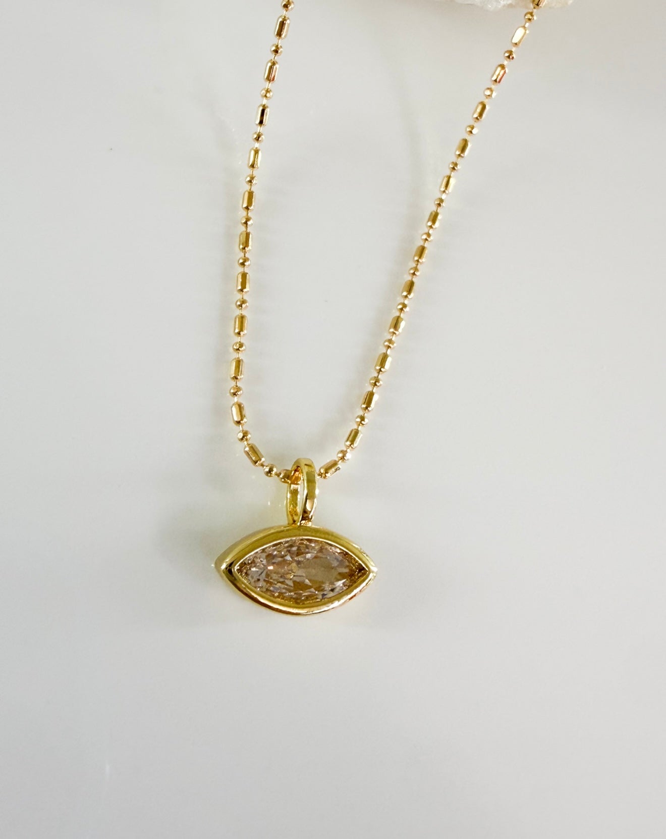 Eye Zirconia Necklace