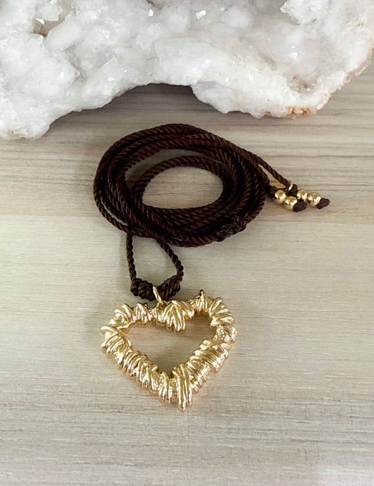 Vida Mía Heart (Brown Cord)