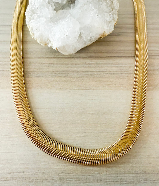 Alice Bold Snake necklace