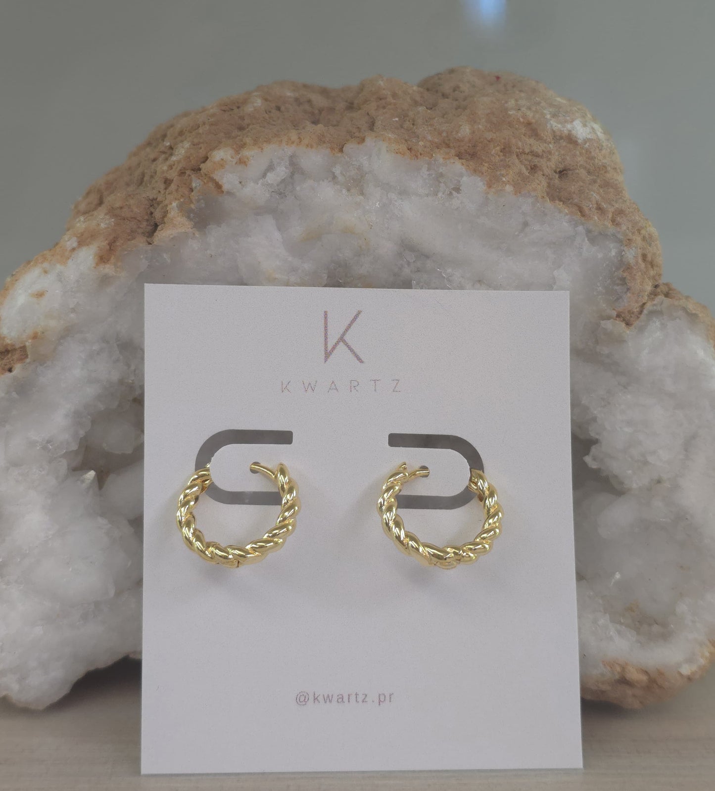 Milaya Twist Huggies